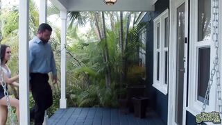 Brunette teams up with a hot whore for a threesome