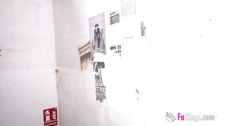 Amateur beauty is happy to let this guy pound her twat