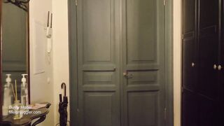 Anna Katz is going to fuck herself to make you cum