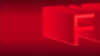 Blowjob from a stunning lady gets everyone real horny