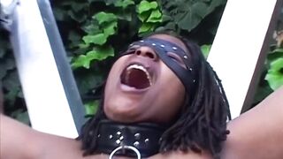 African chick enjoys public humiliation in a hot  video