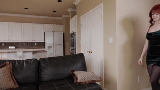 MILF Ariel Darling offers her pasty pussy to a hard cock