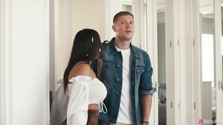 Luna Star and Ariana Van X deepthroat and fuck too