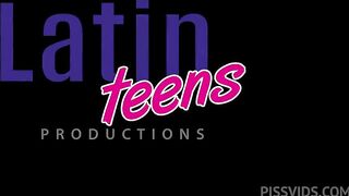 Anal madness showing a girl that gapes like mad here