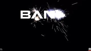 Porn2all - New Mona Azar Does Anal Like A Pro