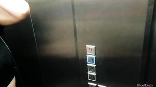 Porn2all - Public Flashing In The City And Double Deepthroat Rae Lil Black and Kate Truu