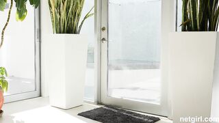 Porn2all - New Heather Honey Comes Back and Gets