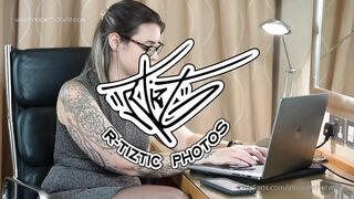 Porn2all - NEW Innocent Hotwife 3 BBC Room Service