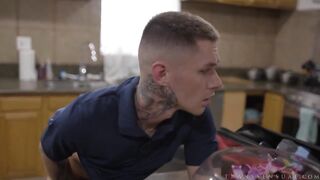 Porn2all - TS Girls On Top Vol6 Emma Rose