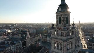 Porn2all - Alva takes control of her photo shoot