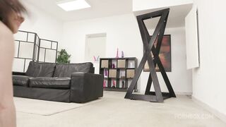 Porn2all - Veronica Leal VS Emily Pink wet 5on2