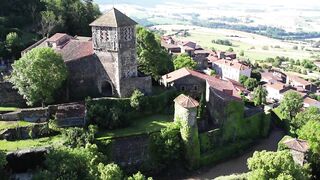 Porn2all - New JacquieEtMichelTV Joy When It Comes To Sex Is No Fool