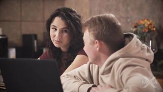 Porn2all - New Liz Jordan Study Hard