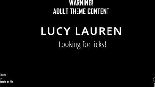 MILF with a gorgeous pussy doing her best to pet it