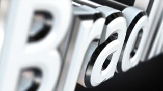 Anal movie showing a stellar slag that gets gangbanged