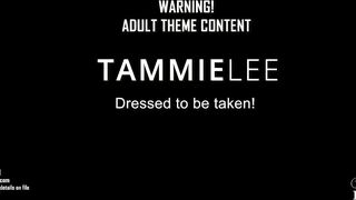 Tammie Lee shows her masturbation skills for the fans