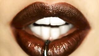 Porn2all - TODAYS RELEASE MrsCreampie Horny MILF Lauren Phillips is craving some cream on her cookie