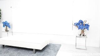 Porn2all - busty and hot Megan