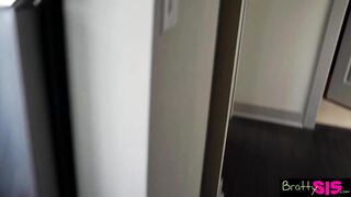 Step Sis "You can't say I look pretty and hide you're dick from me!" S8:E3