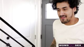 Stepmom Aiden Ashley Says "Where are you going?! You can't untuck me now!" S18:E1