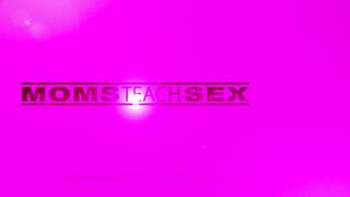 Stepmom Says "Lets do this! Impregnate your stepmom!" S17:E5