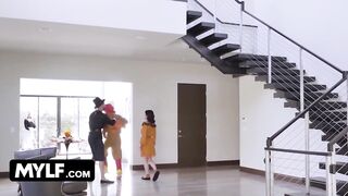 Thanksgiving MYLFs Compilation - Stepmoms Dee Williams, Kayla Kayden, Juliett Russo & Sally DAngelo