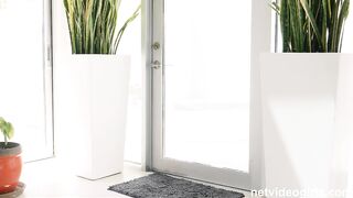 Net Video Girls - Mia Costello