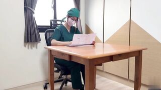 NEW The Nurse Lady Is Inserted Into the Vagina and Anal Sex by the Patient