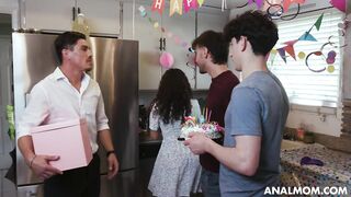 New AnalMo-m Liv Revamped Nothing Says Happy Birthday Like Anal Sex! 24 08 31