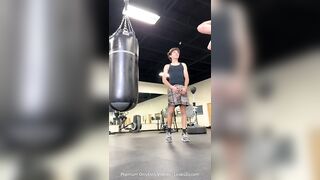 Hot kelsi Fucked in the Gym FULL VIDEO HD:https://www.uploadbank.com/42yb95maztqr