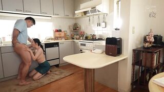 NEW Mature Slut Harem Competing for a Husband