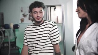 New Jennifer White DR.MOM 15-08-2024