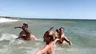 Sex Friends Mexique Tiffany Leiddi Cherry Kiss, Ian Scott., Rebecca Volpetti, Ricky Mancini,