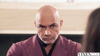 VIXEN Curvy Cock-Hungry Queenpin Valentina Nappi Takes Care Of Busines