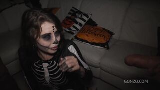 Happy Halloween from Eden Ivy with balls deep 5on1 DP and Piss Drinking SZ2768