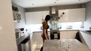 New Jasmine Jae TRICK OR TREAT HALLOWEEN PARTY FUCK